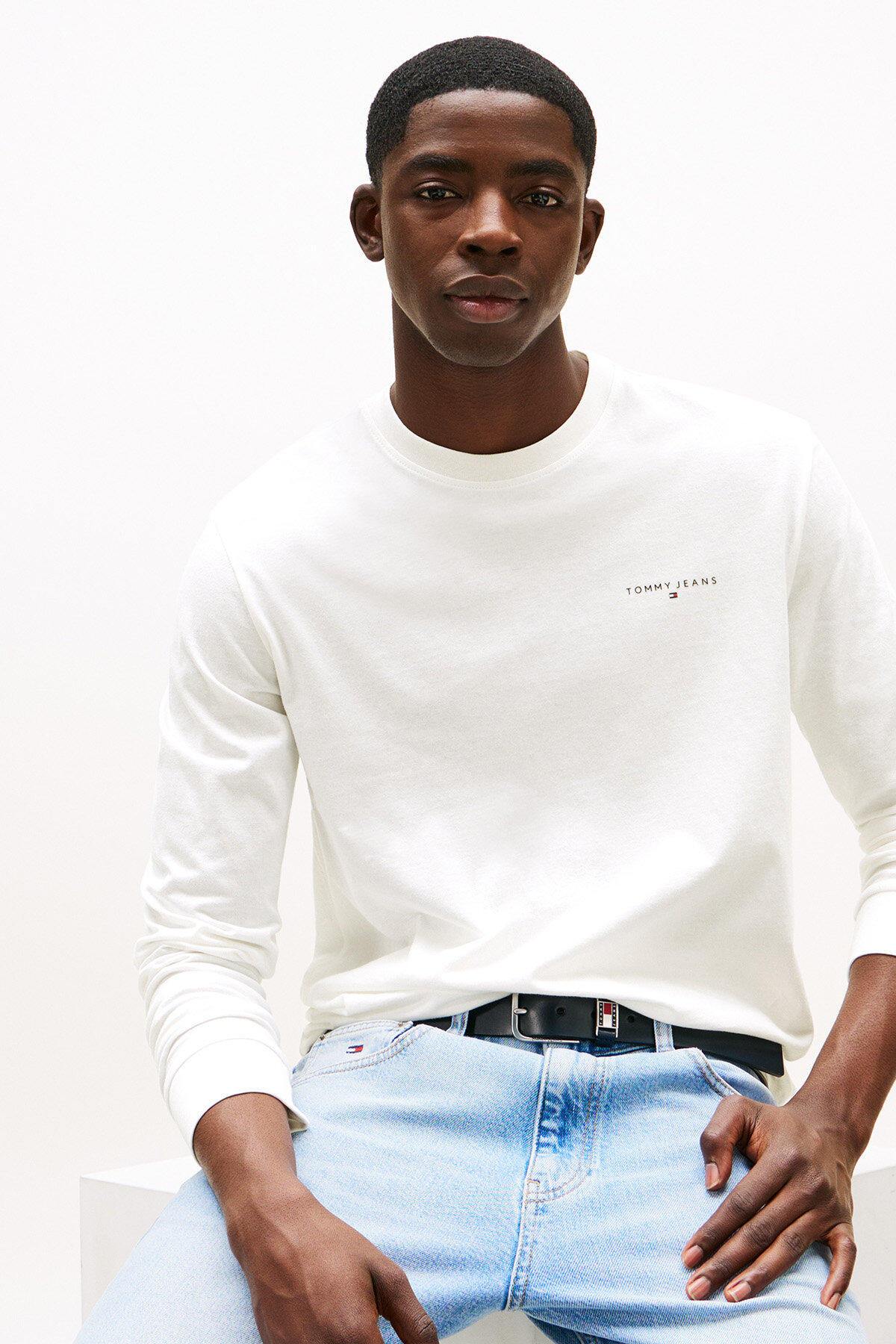 Tommy Jeans Erkek Tişört DM0DM21594