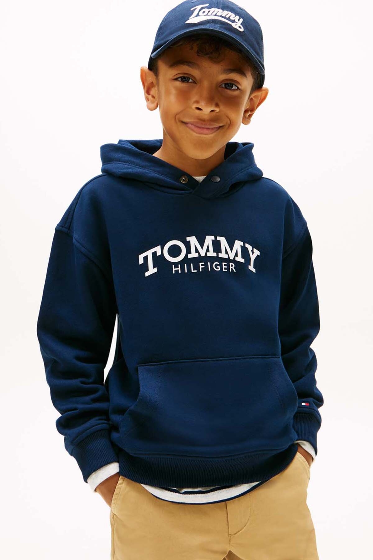 Tommy Hilfiger Erkek Çocuk Sweat KB0KB10028