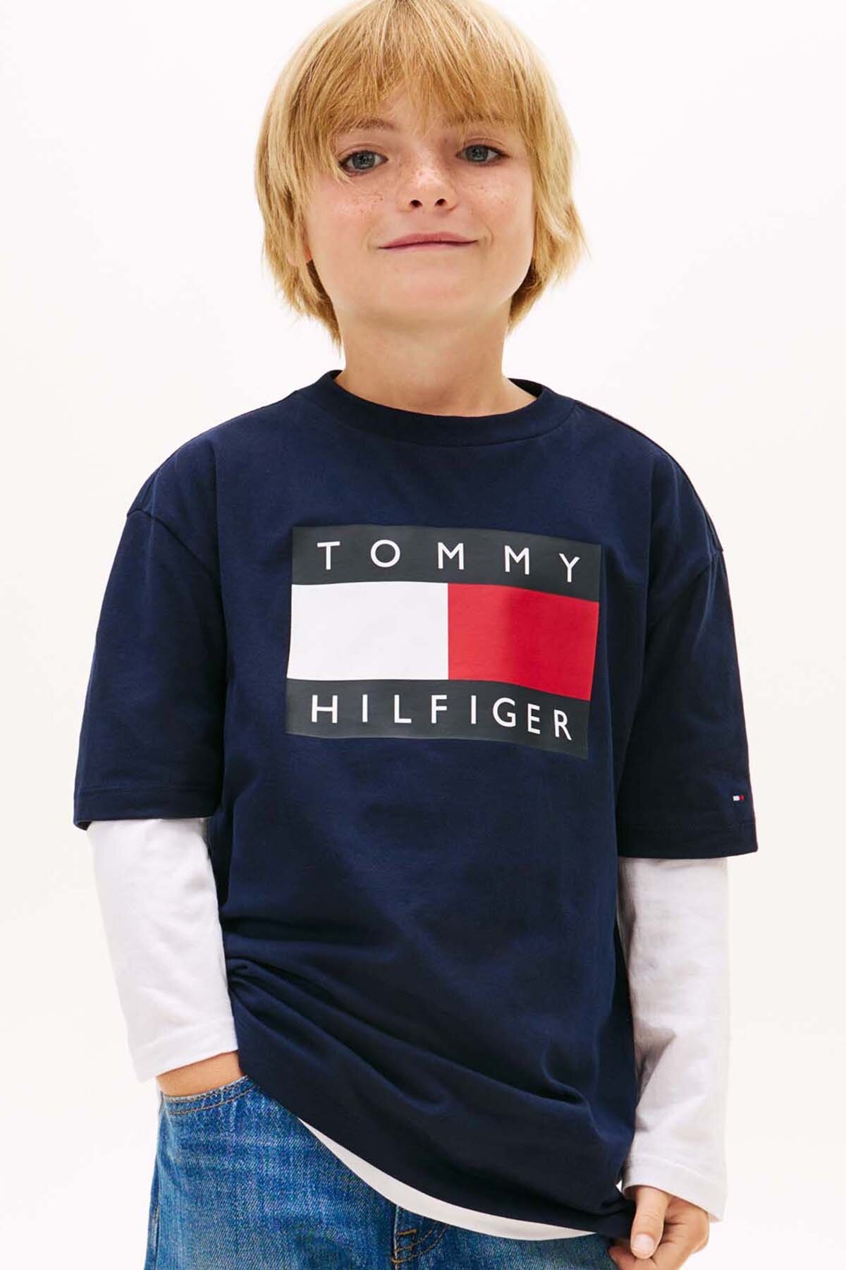 Tommy Hilfiger Erkek Çocuk Tişört KB0KB10340