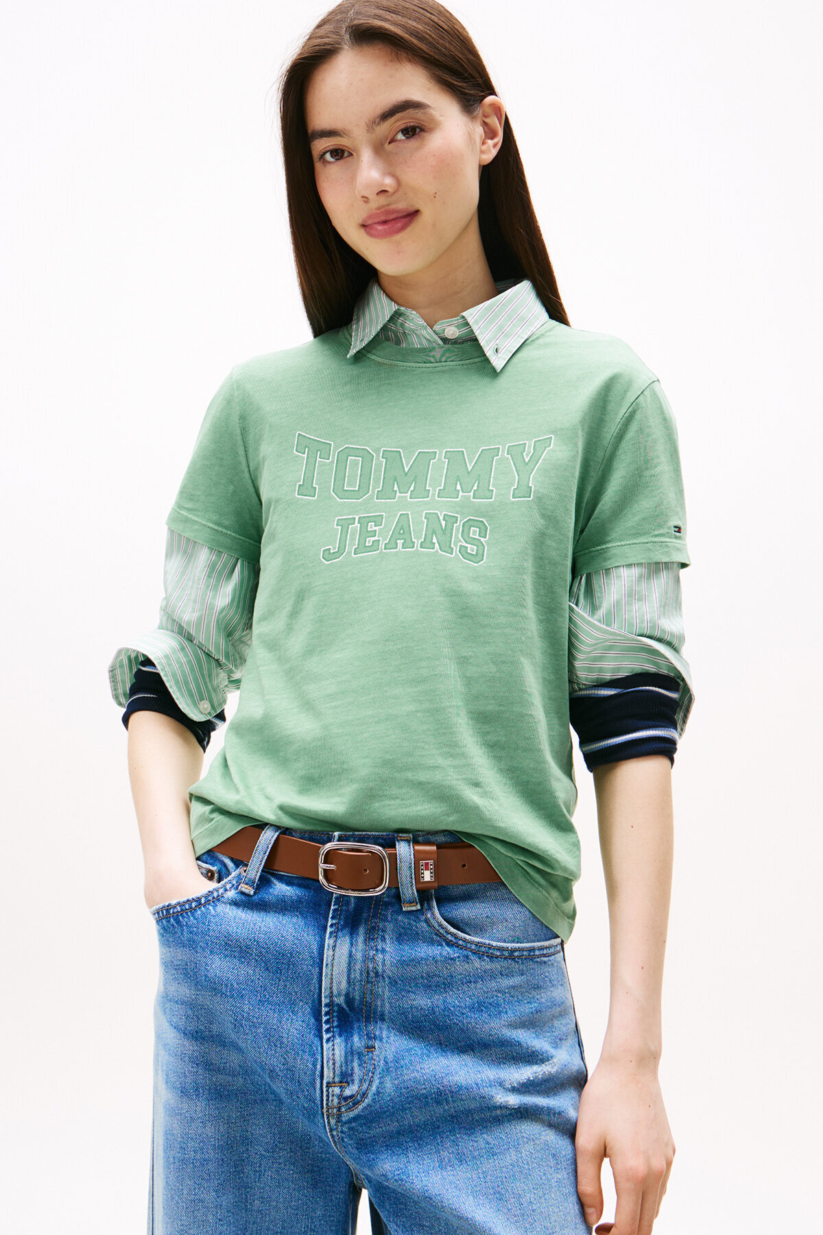 Tommy Jeans Kadın Tişört DW0DW21966