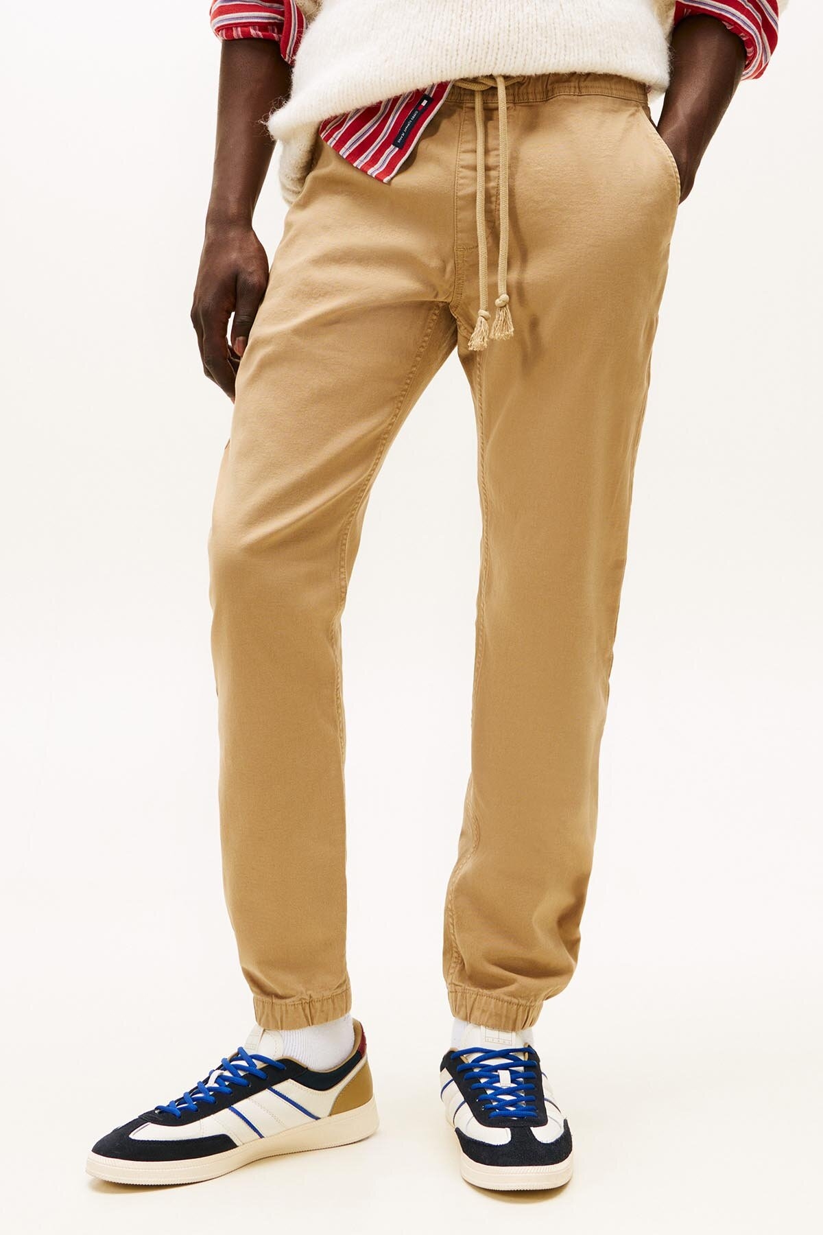 Tommy Jeans Erkek Pantolon DM0DM23102