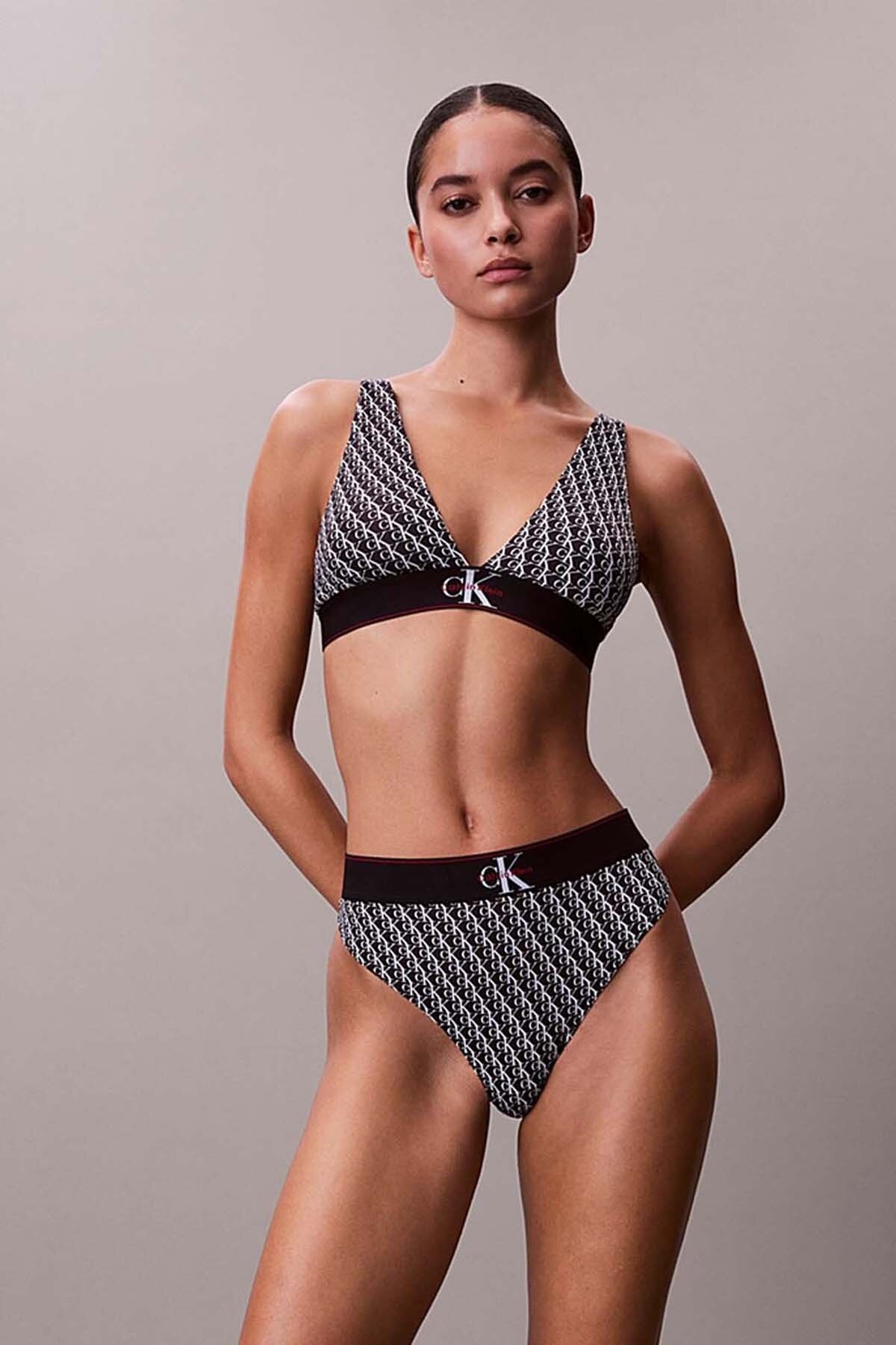 Calvin Klein Kadın Külot LV00QF88132Y1