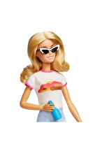 Oyuncak Barbie Seyahatte Bebek ve Aksesuarları HJY18