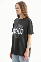 AC/DC © First Company Kadın Tişört 2614KS120888