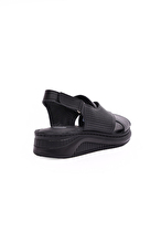 Shefame Kadın Sandalet 26YSF943522