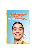 Garnier C Vitamini Parlak Günlük Güneş Koruyucu Fluid Yüz Kremi - Görünmez Doku 40ML