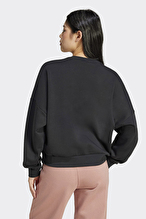 adidas Kadın Sweatshirt JC5932