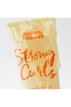 Umberto Giannini Strong Curls Güçlendirici Biberiye Yağlı Bukle Şampuanı 250 ml