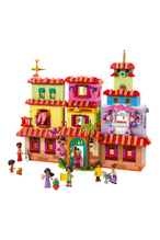 43245 LEGO® | Disney Sihirli Madrigal Evi