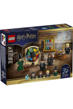 Lego Harry Potter Hogwarts Şatosu: Seçmen Şapka Töreni 76460
