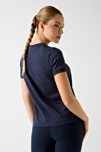 Guess Kadın Tişört V6RI04K8FQ4