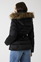 Guess Kadın Kuş Tüyü Şişme Mont W5BL31W2802