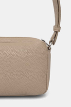 Armani Exchange Kadın Çapraz Çanta XW001547AF17019U6223