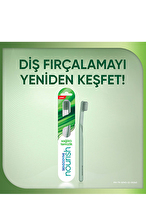 Sensodyne Nourish Sağlıklı Temizlik Diş Fırçası