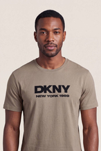 DKNY Erkek Tişört DKFW26007