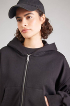 Calvin Klein Jeans Kadın Sweatshirt LV047C216G