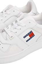 Tommy Jeans Kadın TJW Retro Basket Ayakkabı EN0EN02933YBS