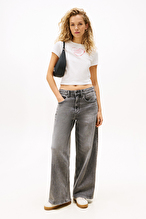 Tommy Jeans Kadın Tişört DW0DW21390