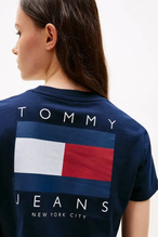 Tommy Jeans Kadın Tişört DW0DW21423