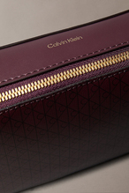 Calvin Klein Kadın Çapraz Çanta LV04F3268G2XD