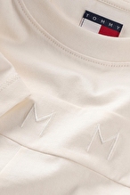 Tommy Jeans Kadın Tişört DW0DW22539
