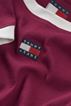 Tommy Jeans Kadın Tişört DW0DW22575