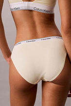 Calvin Klein Kadın 3'lü Külot LV00QD5207TC8