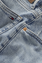 Tommy Jeans Kadın Şort DW0DW22694