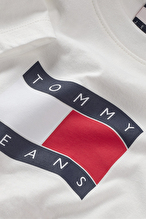 Tommy Jeans Kadın Tişört DW0DW22781
