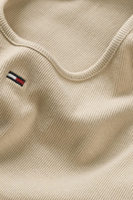 Tommy Jeans Kadın Tişört DW0DW22264