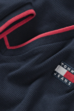 Tommy Jeans Kadın Tişört DW0DW22275