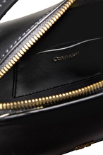 Calvin Klein Kadın Çanta LV04F3678GUB1