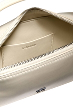 Calvin Klein Kadın Çanta LV04F3678GACG