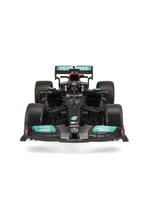 Maisto 1/24 Mercedes-AMG F1 W12 E Kumandalı Araba 82355
