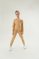 KAHVERENGİ KAHVERENGİ