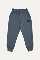 KOYU YEŞİL KOYU YEŞİL