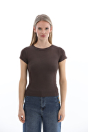 KAHVERENGİ KAHVERENGİ