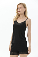 Shefame Kadın Dantel Detaylı Viskoz Askılı Şortlu Pijama Takımı 241OZR3