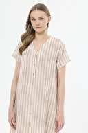 Shefame Kadın Natural Çizgi Desenli Düğmeli V Yaka Kısa Kollu Gecelik 251K05SV