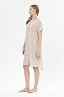 Shefame Kadın Natural Çizgi Desenli Düğmeli V Yaka Kısa Kollu Gecelik 251K05SV