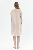 Shefame Kadın Natural Çizgi Desenli Düğmeli V Yaka Kısa Kollu Gecelik 251K05SV
