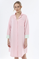 Shefame Kadın Renk Bloklu Bebe Yaka Düğmeli Uzun Kollu Gecelik 251K49SV