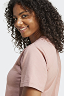 adidas Kadın Tişört JI6075