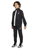 Nike Erkek Çocuk Takım 85A449