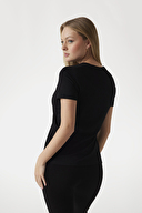 Guess Kadın Tişört V2YI07K8HM0