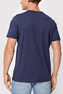 Guess Erkek Slim Fit Tişört M2BP47K7HD0