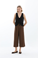 KAHVERENGİ KAHVERENGİ