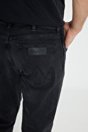 Wrangler Greensboro Erkek Kot Pantolon W15Q01358