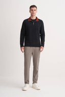 SİYAH SİYAH