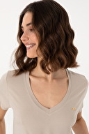 U.S. Polo Assn. Kadın Tişört 2075766.VR049